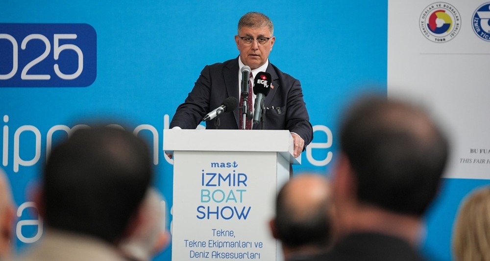 İzmir Büyükşehir Belediye Başkanı Cemil Tugay