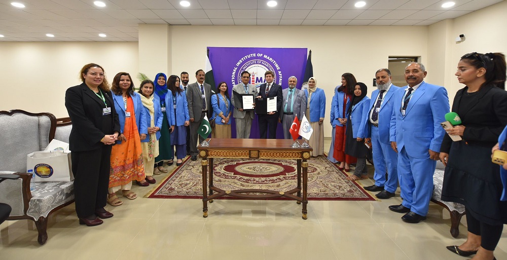 dehukam-ile-pakistan-ulusal-denizcilik-enstitusu-nima-arasinda-is-birligi-protokolu-imzalandi.jpeg