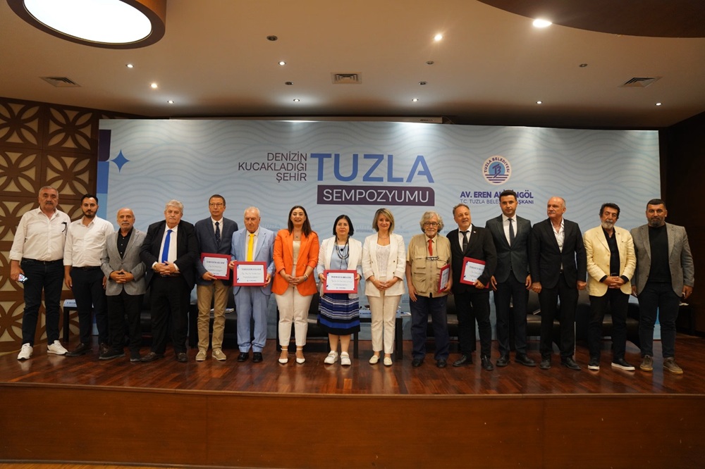 deniz-kulturu-ve-sanayiyle-sekillenen-tuzlanin-hikayesi-2.jpeg