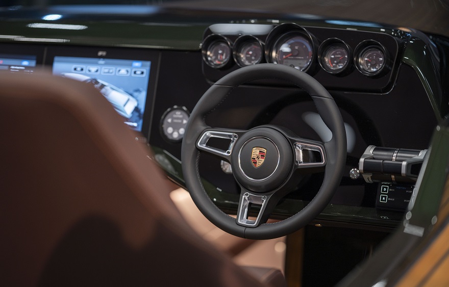 frauscher-x-porsche-1-001.jpg