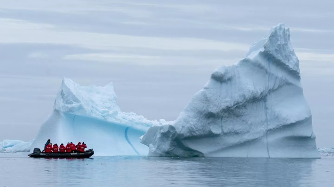 gronland-saatte-30-milyon-ton-buz-kaybediyor-1.jpg