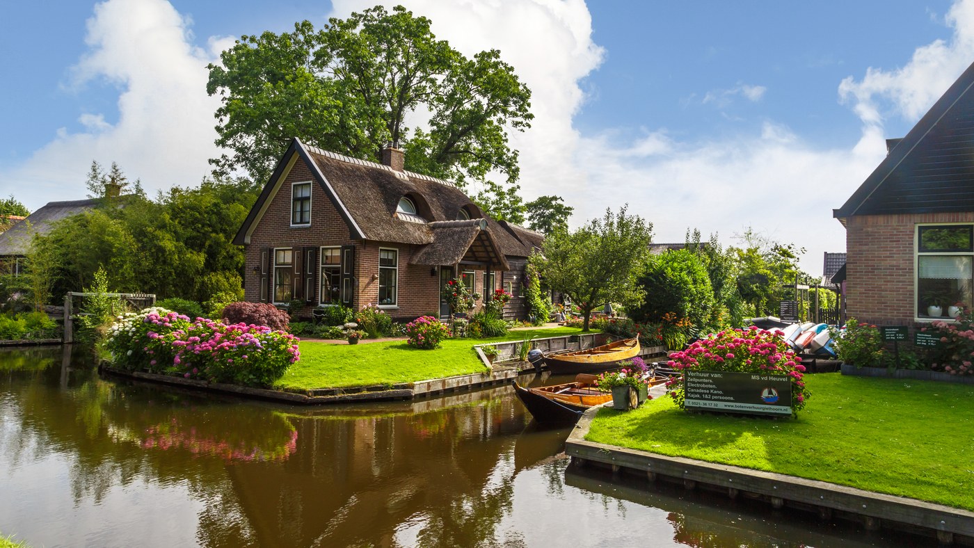 hollandanin-venediki-giethoorn-1-002.jpg