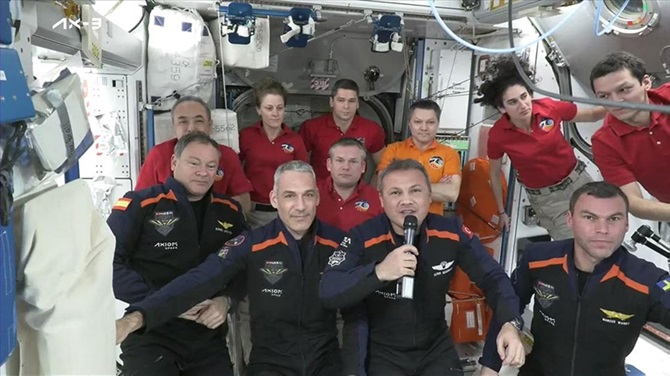 ilk-turk-astronot-gezeravci-uluslararasi-uzay-istasyonunda-1.jpg