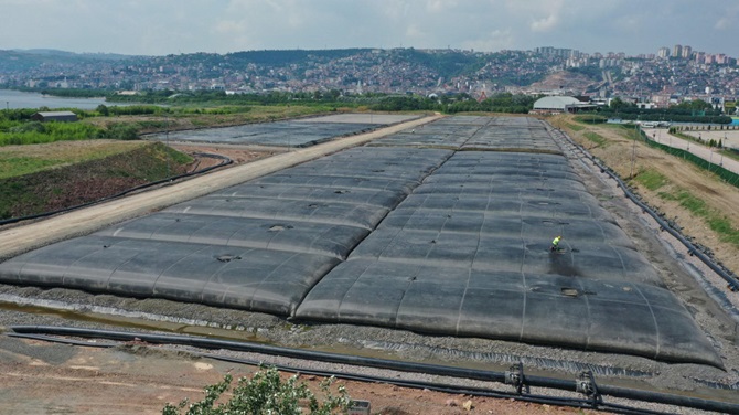 izmit-korfezinde-dip-camur-deniz-temizligi-2.jpg