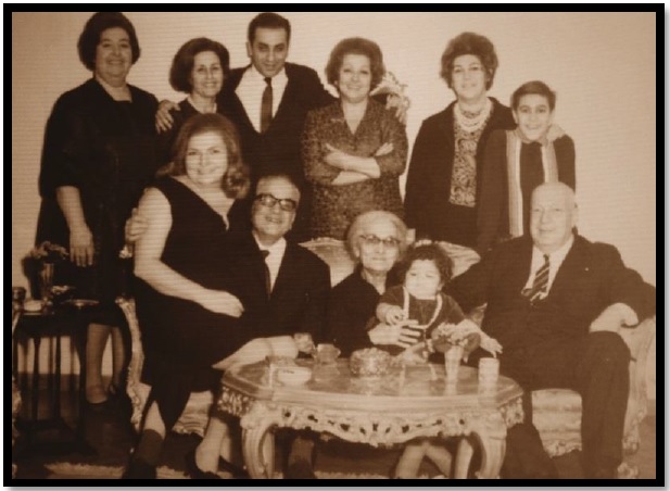 manioglu-ailesi.jpg