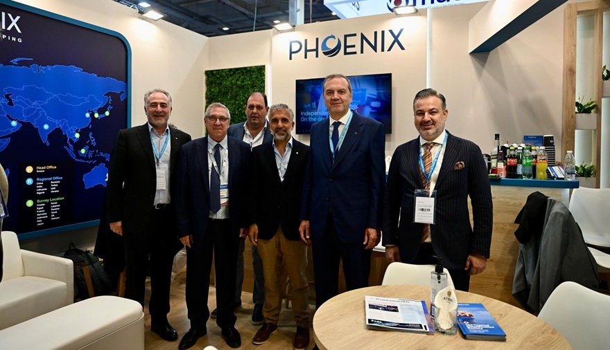 posidonia26-phoenix.jpg