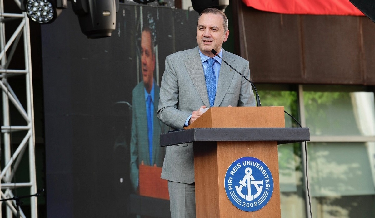 pru-2022-2023-akademik-yili-mezuniyet-toreni-gerceklesti-2.jpg