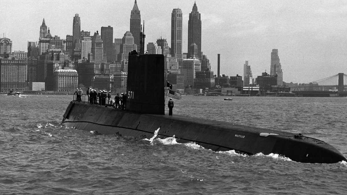 uss-nautilus.jpg