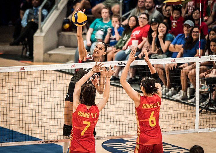 voleybol-takimi-milletler-liginde-sampiyonu.jpg