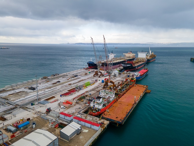 yalova-shipyard-001.jpg