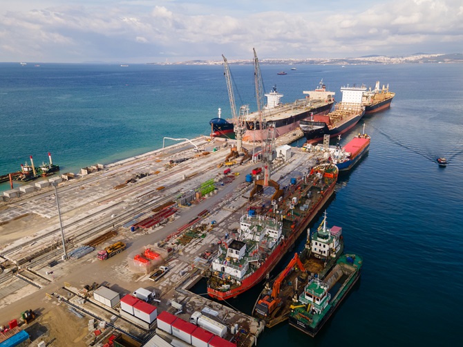 yalova-shipyard-1.jpg